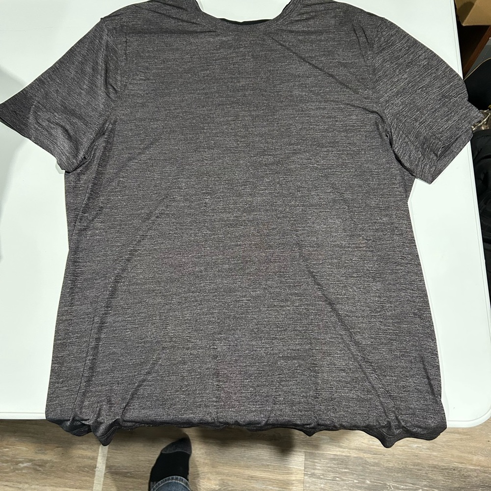 lululemon athletica Charcoal Short Sleeve Tee, XL